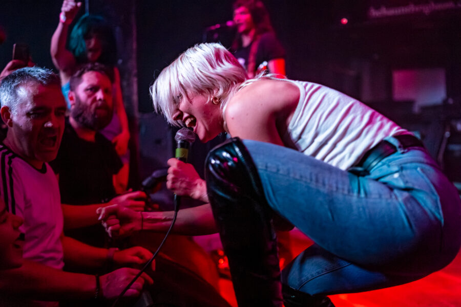 Amyl and The Sniffers at The Haunt