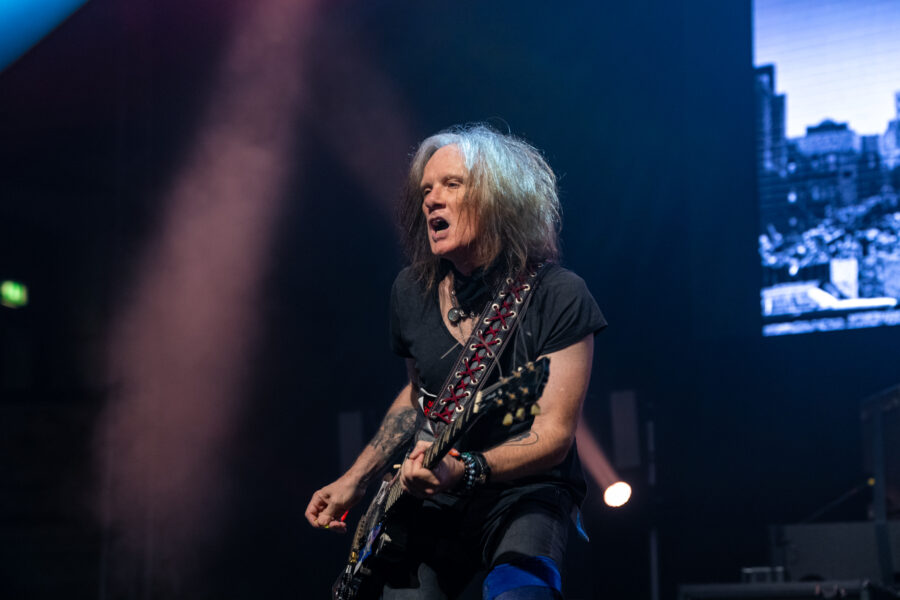 Handsome Dick Manitoba at Rebellion Festival 2024