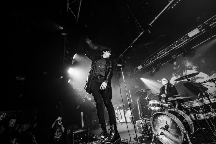 The Howling at Chalk, Brighton
