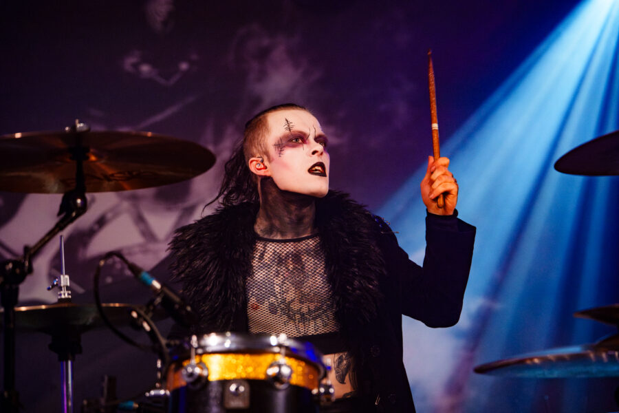 The Howling at Chalk, Brighton